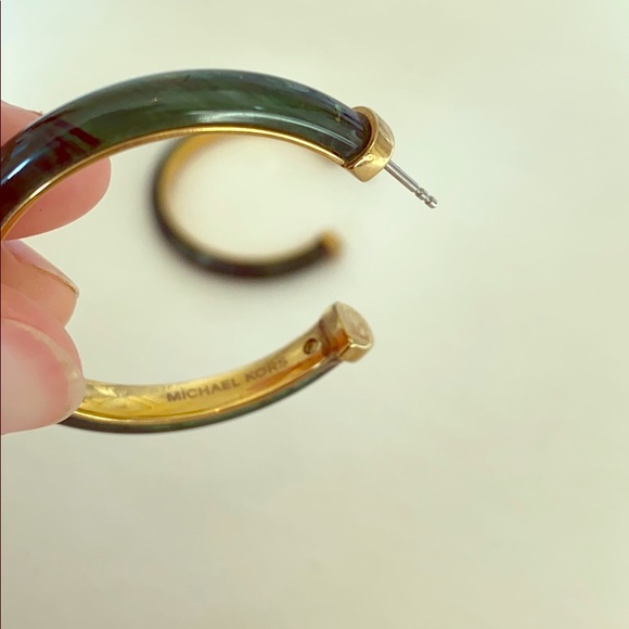 Michael Kors, gold tone and green jade hoops - Picture 3 of 3